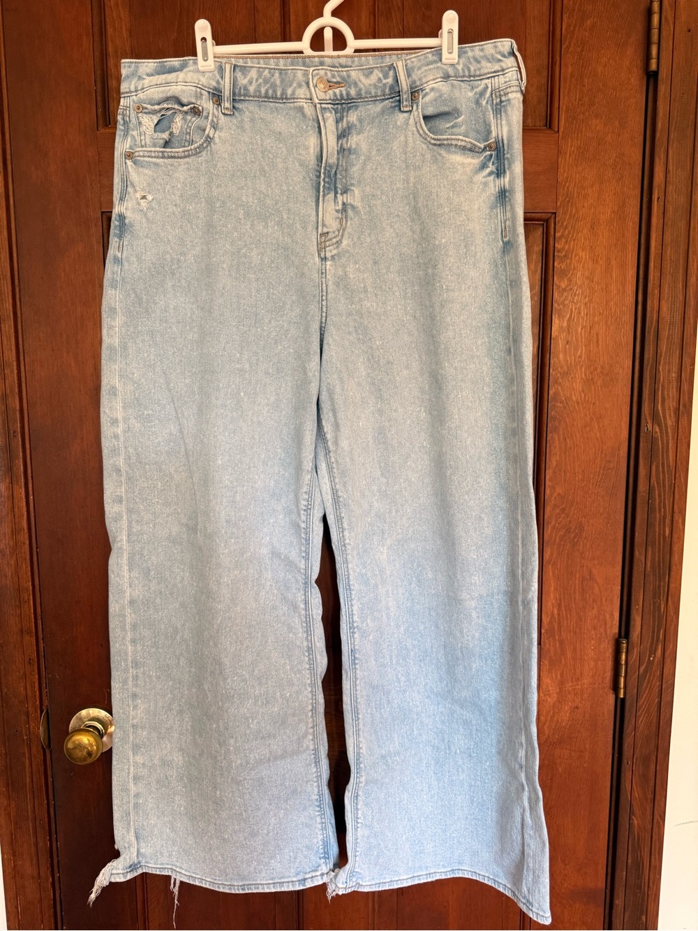 American Eagle Super High Rise Baggy Wide Leg Jeans 16 Short Light Wash